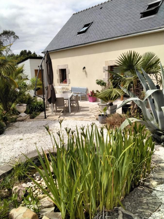 Hotel Chez Michel et Michele Calan Exterior foto